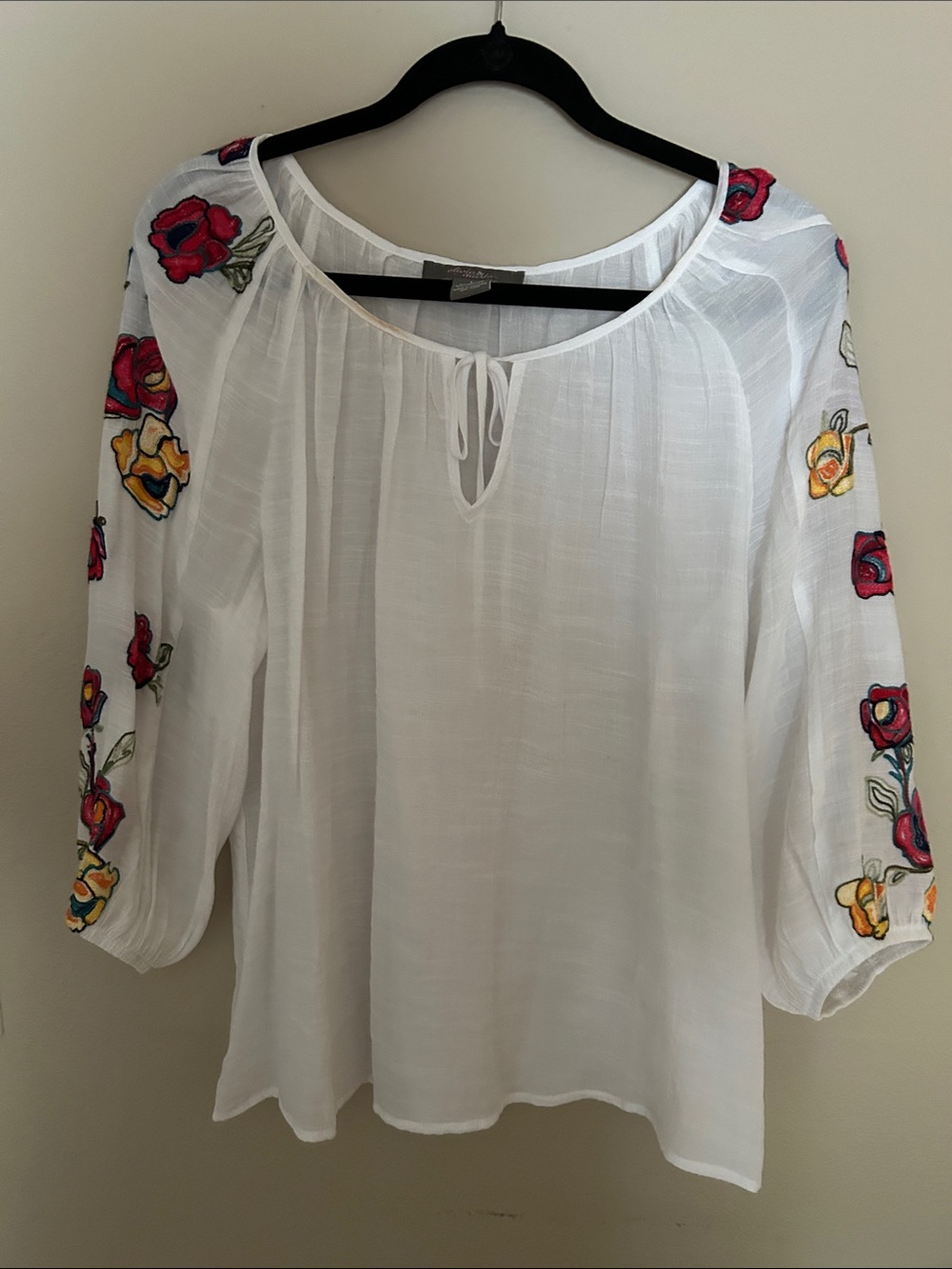White Floral Embroidered Boho Peasant Blouse